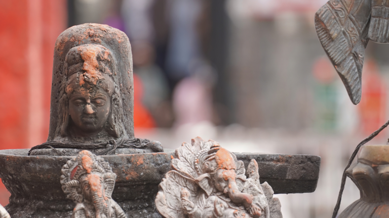 ನಿಮಗಿದು ಗೊತ್ತೇ..? ಜ್ಯೋತಿರ್ಲಿಂಗ ಮತ್ತು ಶಿವಲಿಂಗಕ್ಕೆ ಇರುವ ವ್ಯತ್ಯಾಸವೇನು ಅಂತ ಗೊತ್ತಾ..? Difference between Jyotirlinga and Shivlinga